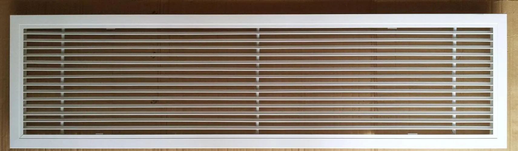 单层百叶风口的主要区别和使用场所